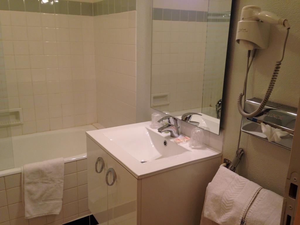 Hotel Continental Vierzon Eksteriør bilde