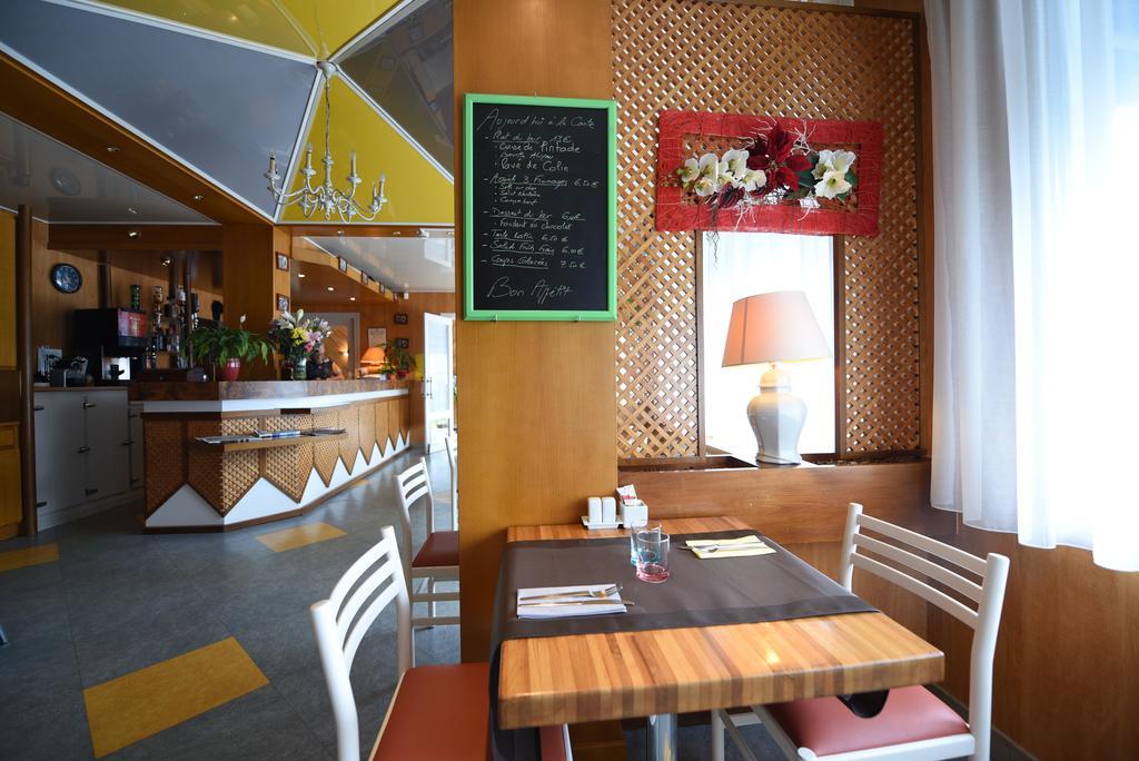 Hotel Continental Vierzon Eksteriør bilde